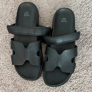 Wild Fable Black Strap Sandals